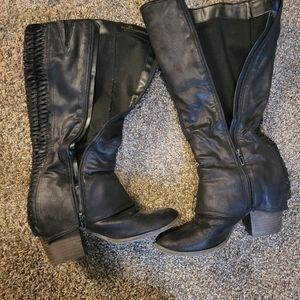 Fergie boots, size 8